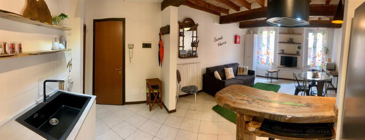 Appartamento Grazioso bilocale pieno centro Modena Esterno foto